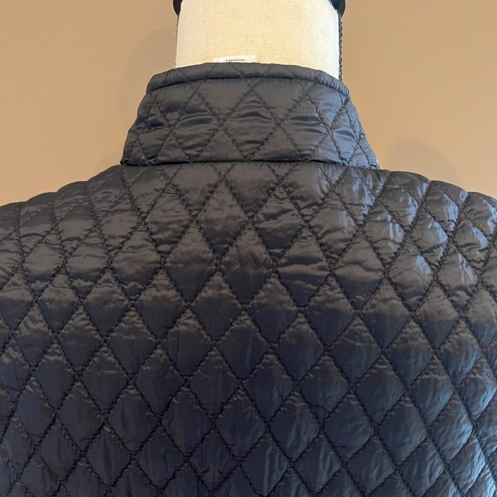 White House Black Market Women's Black Quilted Peplum Vest, Size Large - Picture 11 of 13